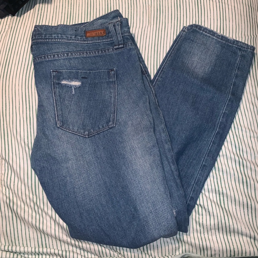 ROXY ripped jeans